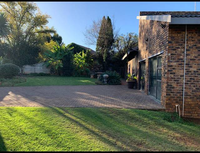 3 BEDROOM HOUSE FOR SALE IN VANDERBIJLPARK SE 4